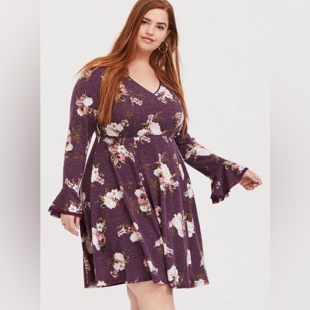 Torrid Mini Hacci Skater Dress Long Sleeve Bell Cuffs, size 3